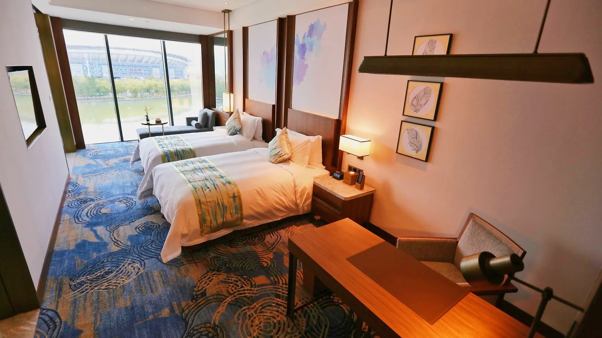 לואיאנג Yading Peninsula Hotel