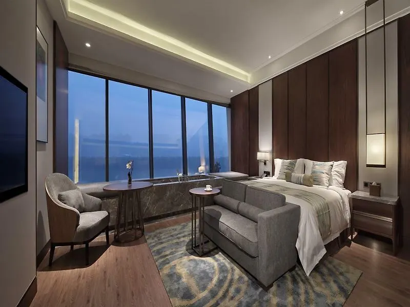 לואיאנג Yading Peninsula Hotel סין
